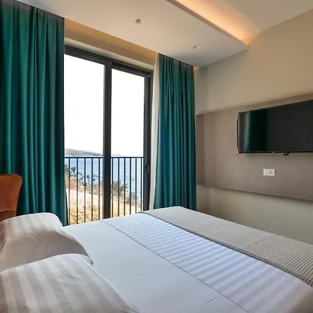 Daed Luxury