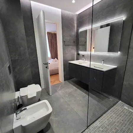 Daed Luxury Apartamento *