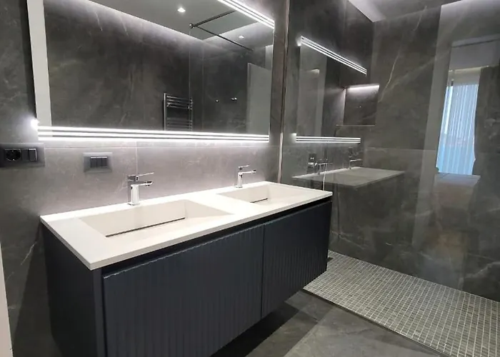 Daed Luxury Lägenhet Sarandë