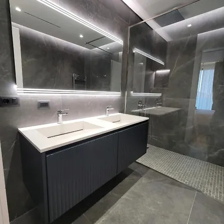 Daed Luxury Apartmán Sarandë