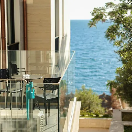 Daed Luxury Apartament Saranda